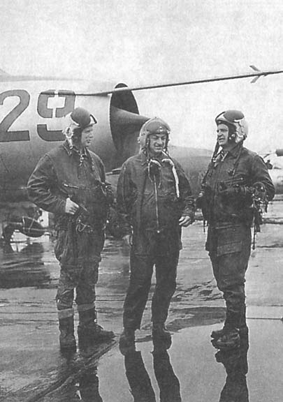 Иллюстрация к книге — Мы - дети войны. Воспоминания военного летчика-испытателя [i_052.jpg]