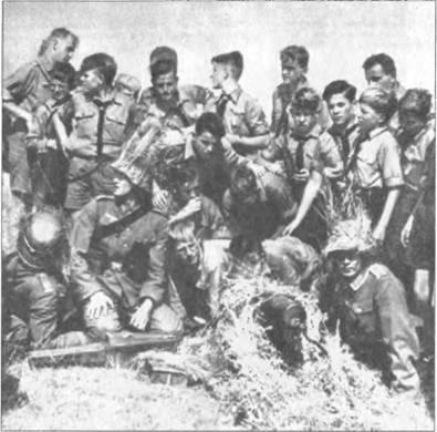 Иллюстрация к книге — Обратная сторона войны [i_021.jpg]