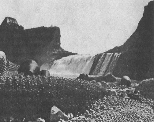 Иллюстрация к книге — Впереди вражеский берег [i9.jpg]