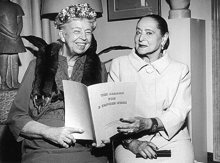 Иллюстрация к книге — Елена Рубинштейн. Женщина, сотворившая красоту [i_018.jpg]