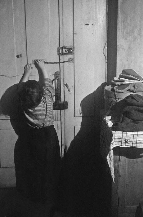 Иллюстрация к книге — Счастливая девочка растет [i_078.jpg]