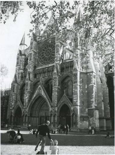 Иллюстрация к книге — Лондон. Прогулки по столице мира [i_024.jpg]