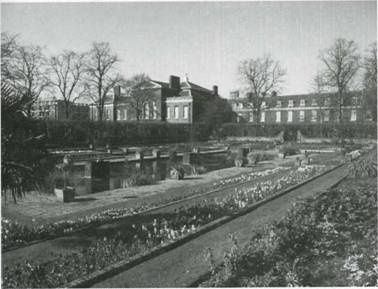 Иллюстрация к книге — Лондон. Прогулки по столице мира [i_031.jpg]