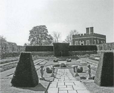 Иллюстрация к книге — Лондон. Прогулки по столице мира [i_043.jpg]