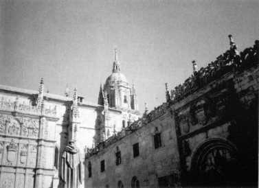 Иллюстрация к книге — Прогулки по Испании. От Пиренеев до Гибралтара [i_014.jpg]