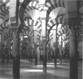 Иллюстрация к книге — Прогулки по Испании. От Пиренеев до Гибралтара [i_018.jpg]