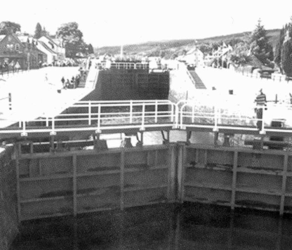 Иллюстрация к книге — Шотландские замки. От Эдинбурга до Инвернесса [i_021.jpg]