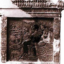 Иллюстрация к книге — Нефертити и Эхнатон [i_019.jpg]