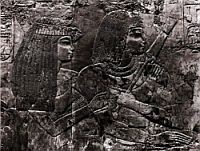 Иллюстрация к книге — Нефертити и Эхнатон [i_023.jpg]