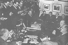 Иллюстрация к книге — Франклин Рузвельт. Человек и политик [pic_8.jpg]