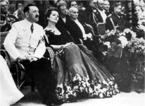 Иллюстрация к книге — Гитлер_директория [i_024.jpg]