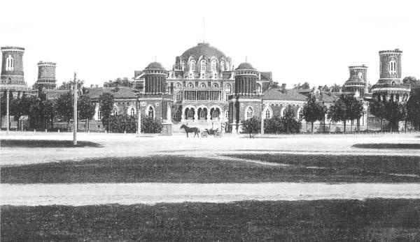 Иллюстрация к книге — Боярские дворы [i_043.jpg]