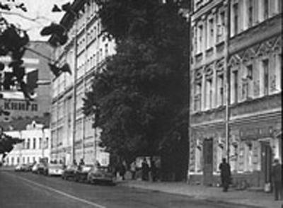 Иллюстрация к книге — Дворянские гнезда [i_007.jpg]