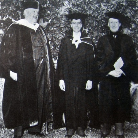 Иллюстрация к книге — Солдат всегда солдат. Хроника страсти [i_015.jpg]