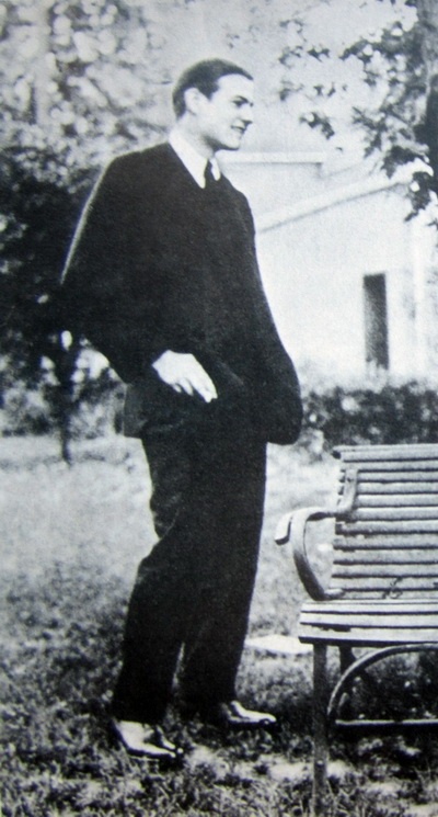 Иллюстрация к книге — Солдат всегда солдат. Хроника страсти [i_016.jpg]