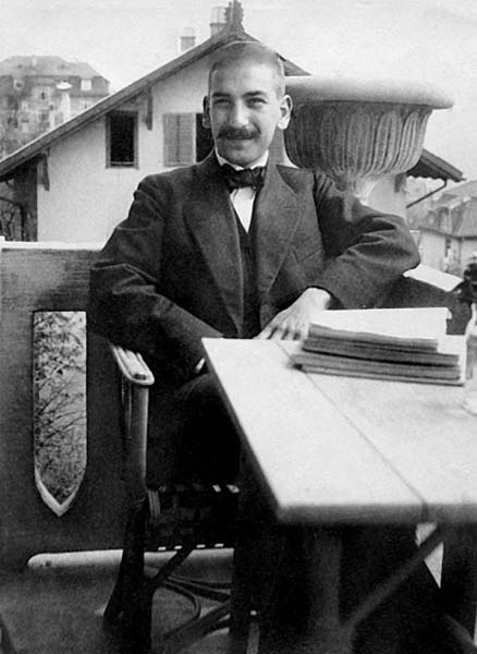 Иллюстрация к книге — Черно-белое кино [i_034.jpg]