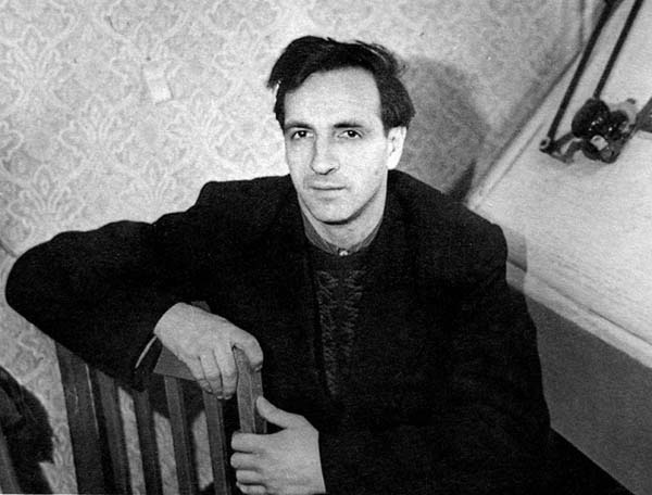 Иллюстрация к книге — Черно-белое кино [i_045.jpg]