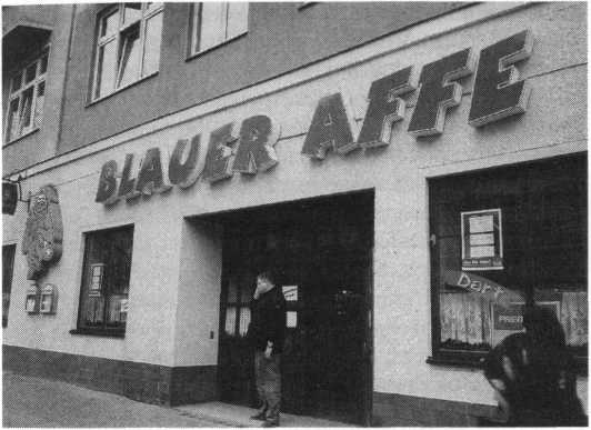 Иллюстрация к книге — Жара [i_002.jpg]