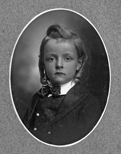 Иллюстрация к книге — Город Пустых. Побег из дома странных детей [i_011.jpg]