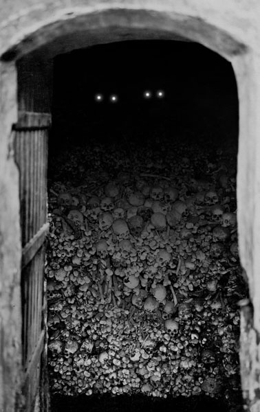 Иллюстрация к книге — Город Пустых. Побег из дома странных детей [i_042.jpg]