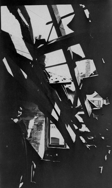 Иллюстрация к книге — Город Пустых. Побег из дома странных детей [i_047.jpg]