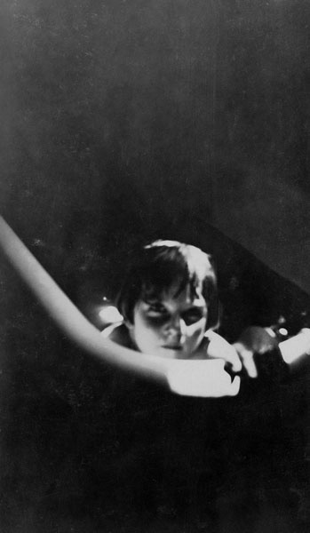 Иллюстрация к книге — Город Пустых. Побег из дома странных детей [i_048.jpg]