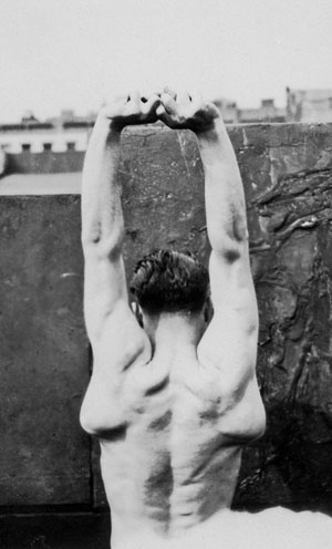 Иллюстрация к книге — Город Пустых. Побег из дома странных детей [i_064.jpg]