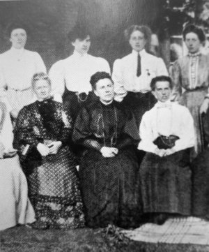 Иллюстрация к книге — Путешествие во тьме [i_006.jpg]