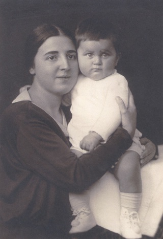 Иллюстрация к книге — Последний идол [i_041.jpg]