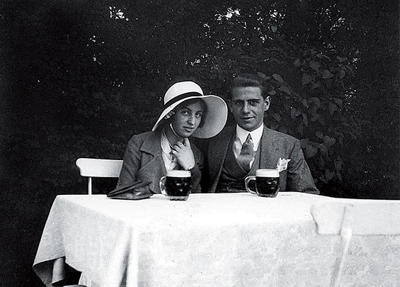 Иллюстрация к книге — Танцующая в Аушвице [i_006.jpg]