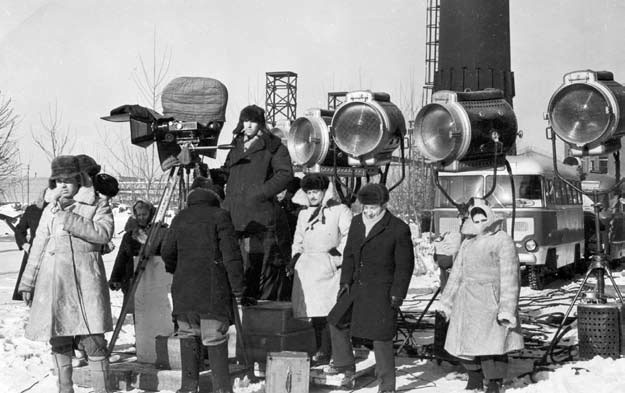 Иллюстрация к книге — Записки кинорежиссера о многих и немного о себе [i_003.jpg]