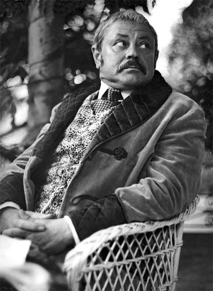 Иллюстрация к книге — Записки кинорежиссера о многих и немного о себе [i_017.jpg]