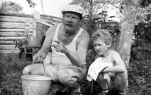 Иллюстрация к книге — Записки кинорежиссера о многих и немного о себе [i_018.jpg]