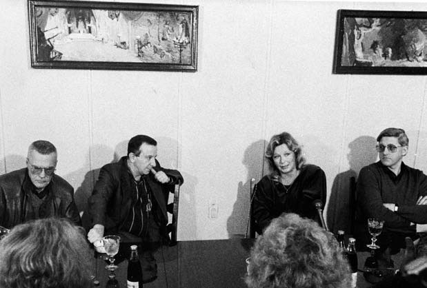 Иллюстрация к книге — Записки кинорежиссера о многих и немного о себе [i_030.jpg]