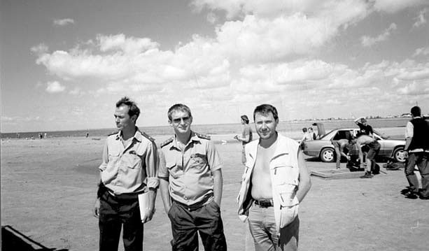 Иллюстрация к книге — Записки кинорежиссера о многих и немного о себе [i_032.jpg]