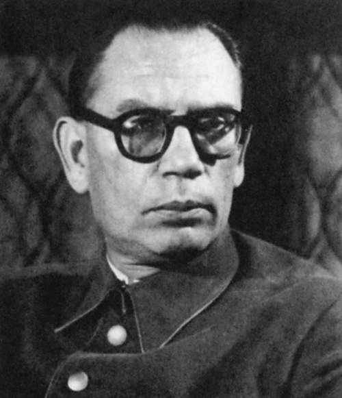 Иллюстрация к книге — Власов против Сталина. Трагедия русской освободительной армии 1944-1945 год [i_009.jpg]