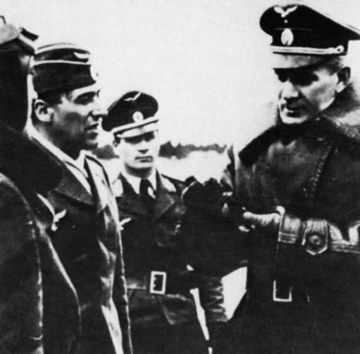 Иллюстрация к книге — Власов против Сталина. Трагедия русской освободительной армии 1944-1945 год [i_034.jpg]