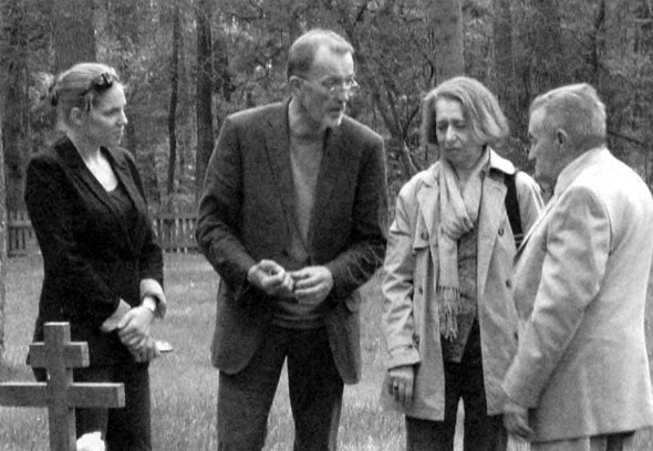 Иллюстрация к книге — Записки рядового радиста. Фронт. Плен. Возвращение. 1941-1946 [i_019.jpg]