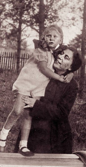 Иллюстрация к книге — Странники войны. Воспоминания детей писателей. 1941-1944 [Autogen_eBook_id171.jpg]