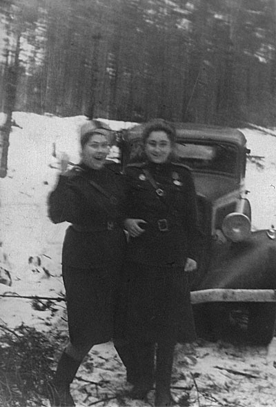 Иллюстрация к книге — За плечами ХХ век [Autogen_eBook_id23.jpg]