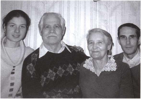 Иллюстрация к книге — Выжить и вернуться. Одиссея советского военнопленного. 1941-1945 [i_026.jpg]