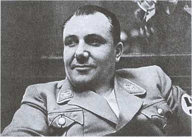 Иллюстрация к книге — Мартин Борман. Неизвестный рейхслейтер. 1936-1945 [i_003.jpg]