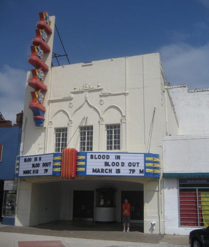 Иллюстрация к книге — Третья пуля [i_004.jpg]