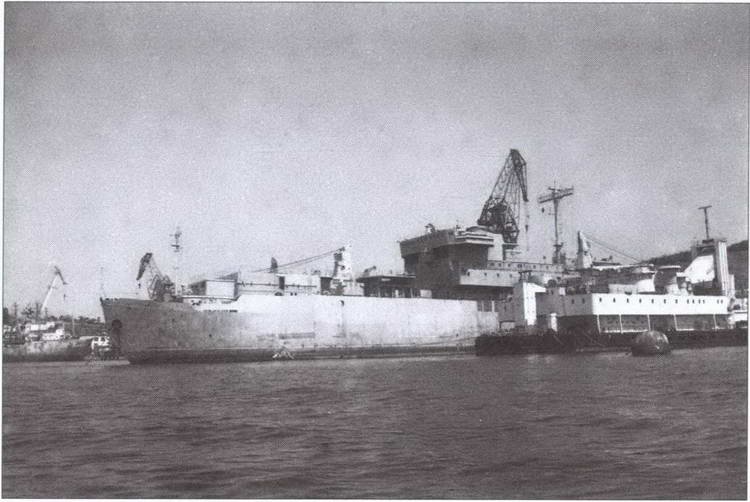 Иллюстрация к книге — "Непотопляемый авианосец" Крым. 1945-2014 [i_017.jpg]