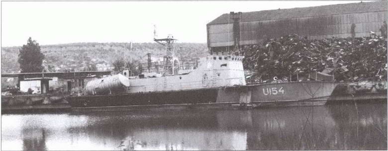 Иллюстрация к книге — "Непотопляемый авианосец" Крым. 1945-2014 [i_040.jpg]