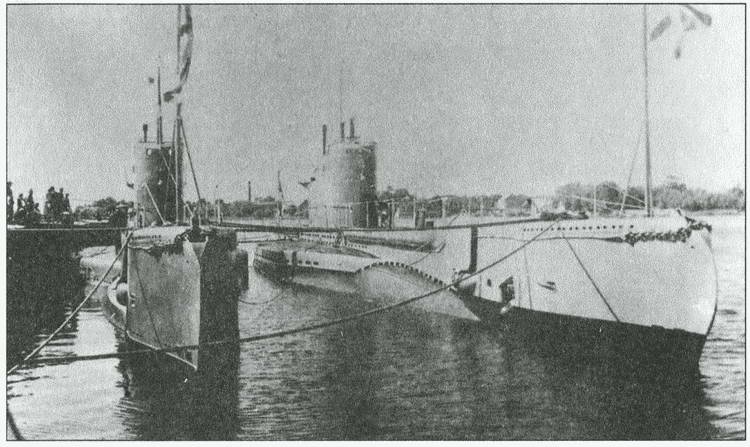 Иллюстрация к книге — Англия. Ни войны, ни мира [i_086.jpg]