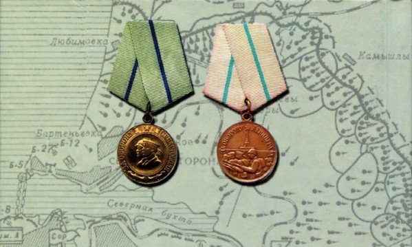 Иллюстрация к книге — Время больших пушек. Битвы за Ленинград и Севастополь [Autogen_eBook_id0.jpg]