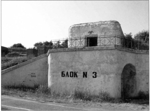 Иллюстрация к книге — Время больших пушек. Битвы за Ленинград и Севастополь [Autogen_eBook_id64.jpg]