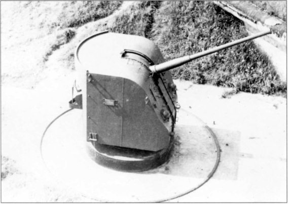 Иллюстрация к книге — Время больших пушек. Битвы за Ленинград и Севастополь [Autogen_eBook_id71.jpg]