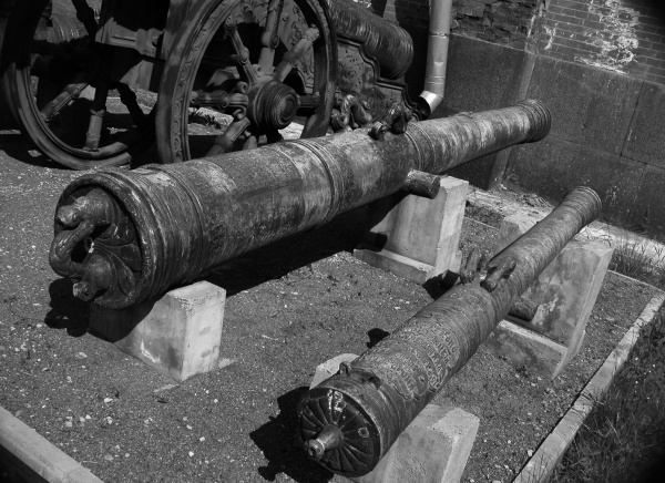 Иллюстрация к книге — Прибалтийский фугас Петра Великого [i_042.jpg]